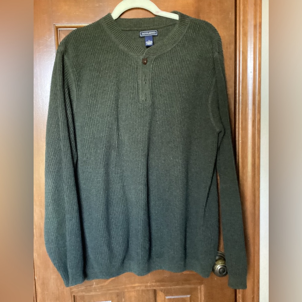 Saddlebred men gray size L sweater button neck in very good condition